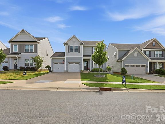 5th image of 134 Fairfield Dr