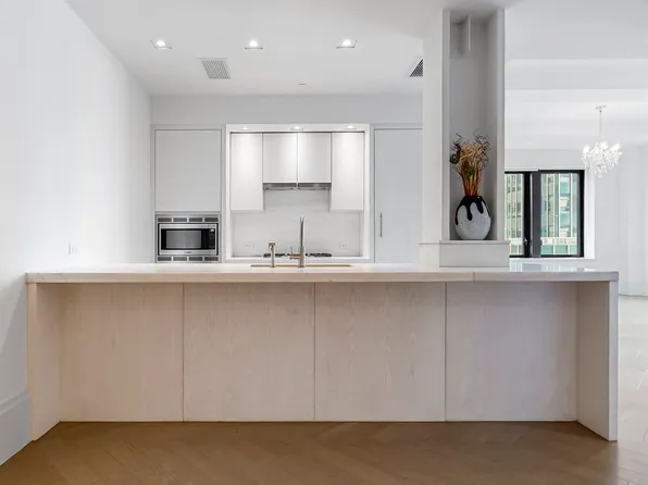 101 Wall Street image 1 of 21