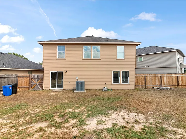 3611 Robwood Ct — Photo 3