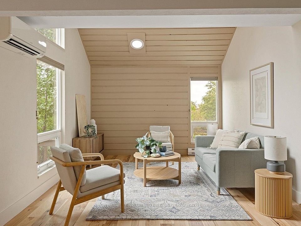 1st image of 3006 Redstone Ln #E1