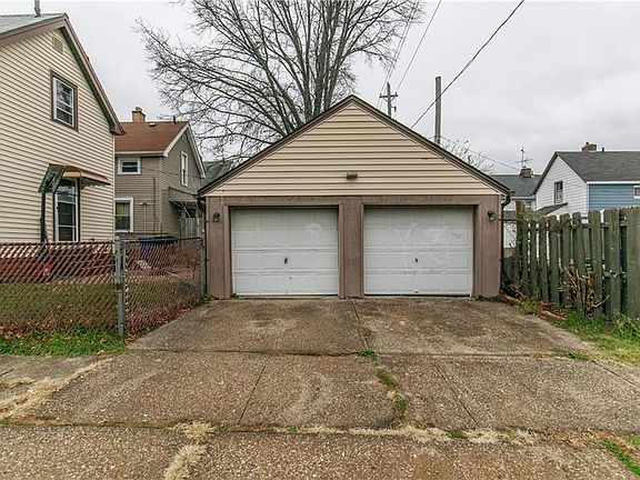 5th image of 3359 W 91st St