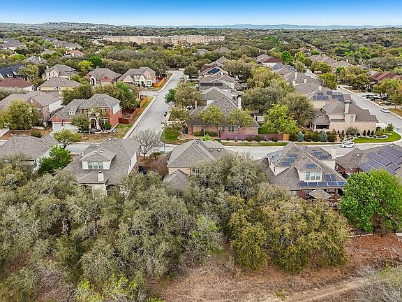 5th image of 11814 Lampasas Trl