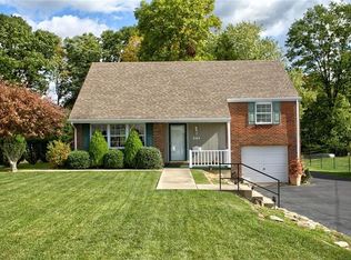 294 Hillcrest Dr, Trafford, PA 15085