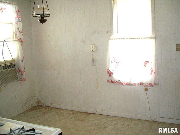 5th image of 511 3rd St