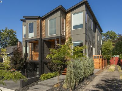 5672 NE 15th Ave Unit 1, Portland, OR, 97211