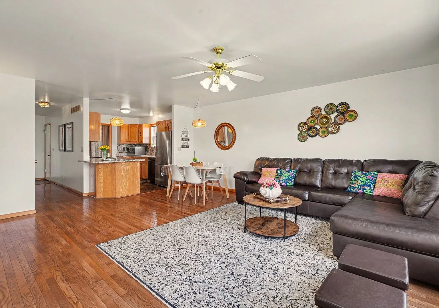 Pond-View 3BR + Office, Main-Floor Primary, 2-Car Garage Move-In Ready — Photo 4