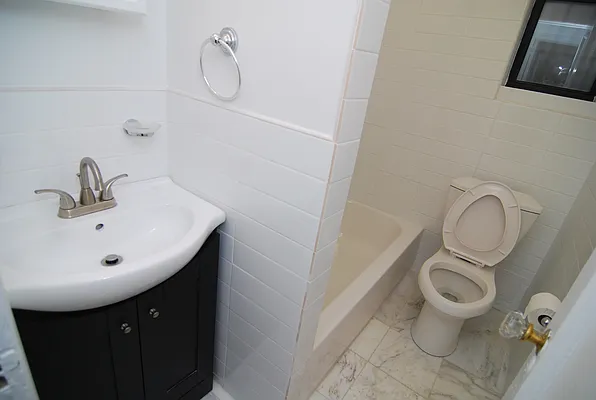 Rented by Building Equity Management LLC | media 16