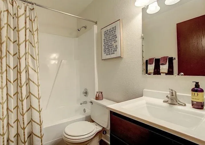 6285 Ivywood Ct — Photo 13