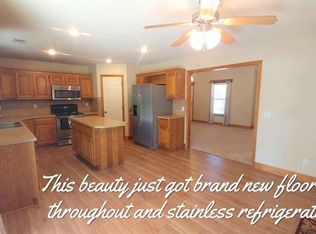 18380 Carpenter Ln, Warsaw, MO 65355