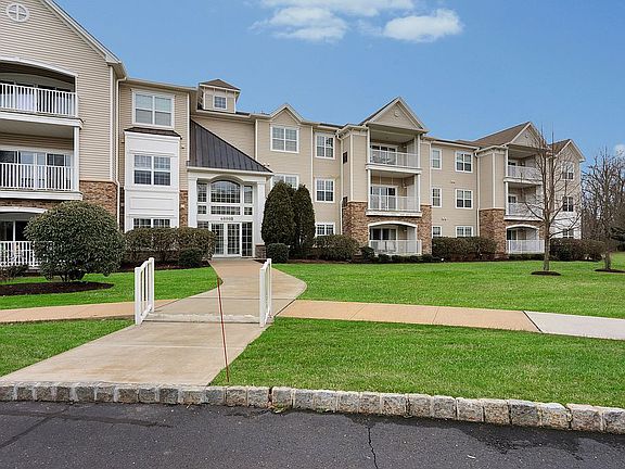 2nd image of 6208 Westover Way #6208