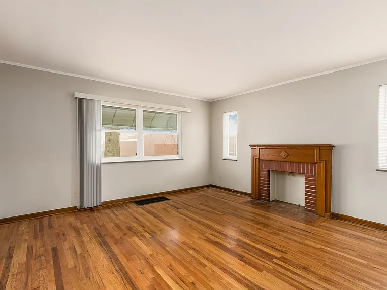 1536 Ashland Ave — Photo 13