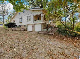 3138 Sidebender Rd, Terre Haute, IN 47802