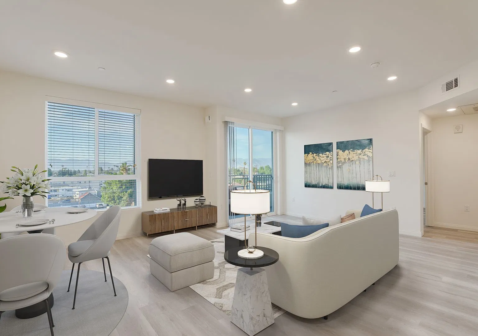 V on Victory Apartments — Photo 4