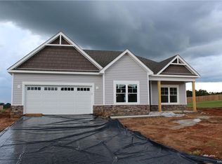 120 Lawrence Dr, New Brockton, AL 36351