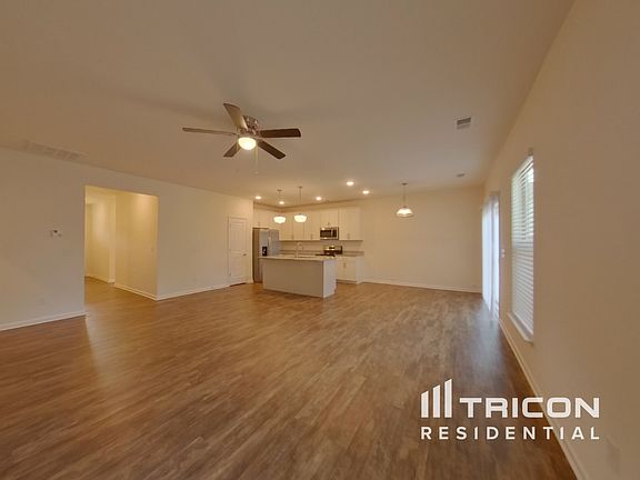 2nd image of 6073 Haddington Dr