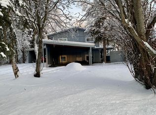 429 Creekside St #B, Anchorage, AK 99504