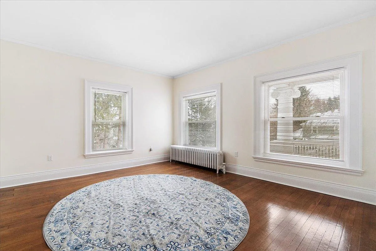 2 bed, 1500 sqft, $1,595 — Photo 4