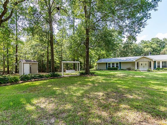 2nd image of 901 Wood Branch Ln