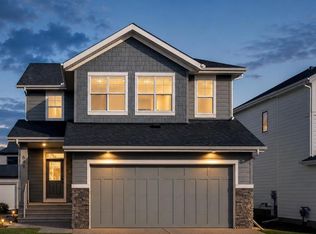 649 W Sailfin Dr, Rocky View County, AB T3Z0J5