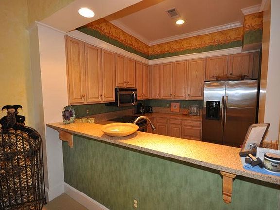 3rd image of 854 Grand Harbour E #854