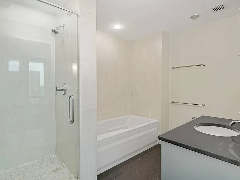 2101 Market St #405 — Photo 10