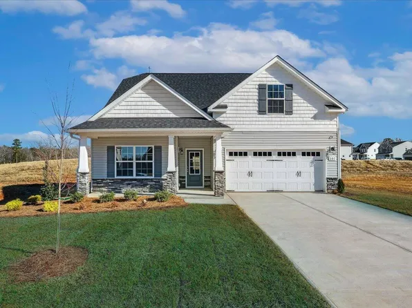 207 Wildwood Ln, Graham, NC 27253