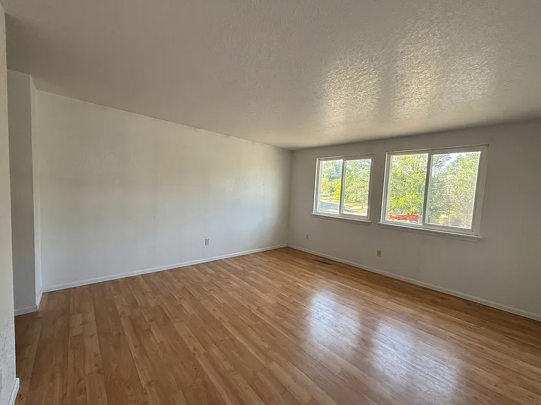 8043 Clay Dr — Photo 9