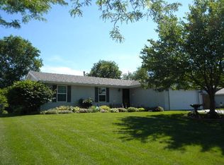 330 Fox Run, South Beloit, IL 61080
