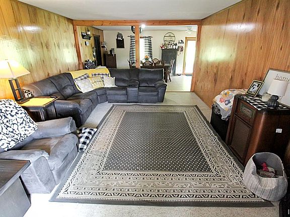 4th image of 2588 E Brentwood Dr
