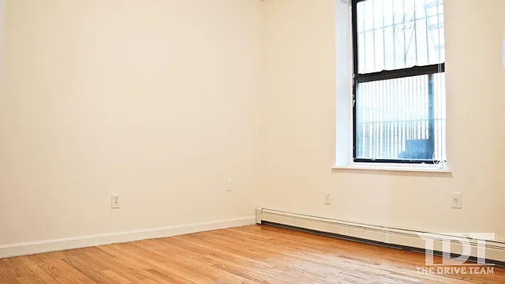 Rented by J Misrahi Realty Corp | media 5