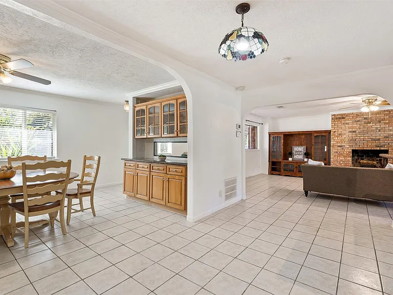 9214 Bronco Dr — Photo 15
