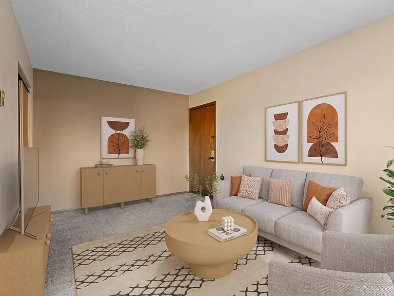 Summit Park Apartments — Photo 9