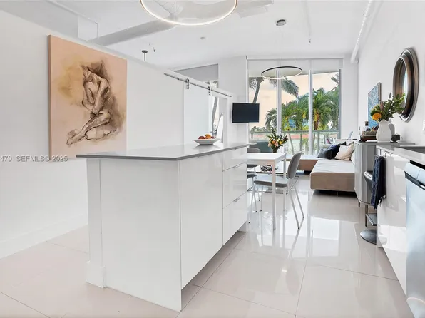 3029 188th St, Aventura, FL