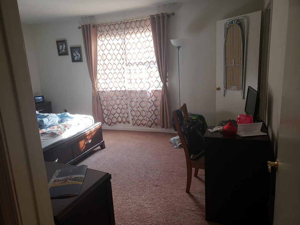 2nd image of 2816 Forest Haven Blvd
