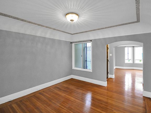 5th image of 319 Byxbee St
