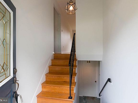 4th image of 505 Sacred Heart Ln