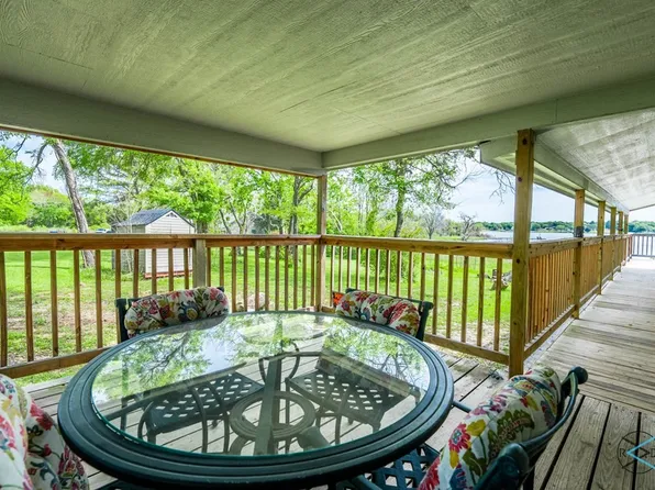 212 Overlook Trl, Gun Barrel City, TX 75156