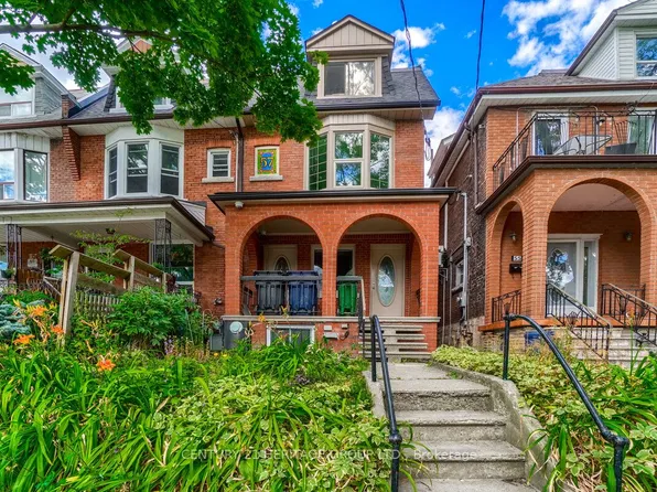 57 Beatrice St #2, Toronto, ON M6J 2T2