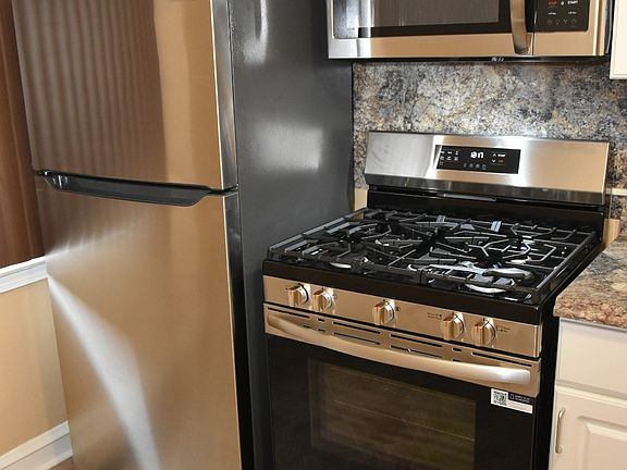 5th image of 3300 Indian Queen Ln #1