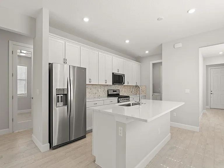4501 Nautilus Cir — Photo 4
