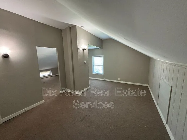 545 Rockdale Ave #2 — Photo 22