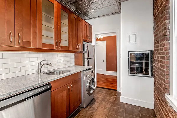 Sold by Brown Harris Stevens | media 10