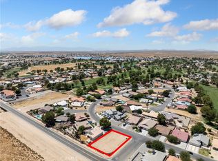 27867 Hummingbird Ln #72, Helendale, CA 92342