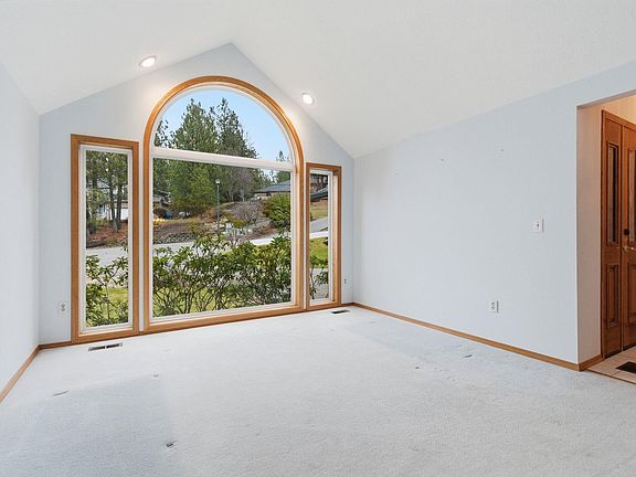 4th image of 14026 E 41st Ct