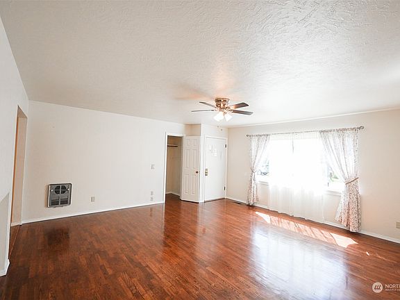 5th image of 612 N Cottonwood Street