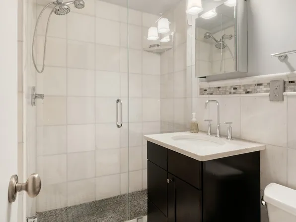 35 Park Avenue image 5 of 8