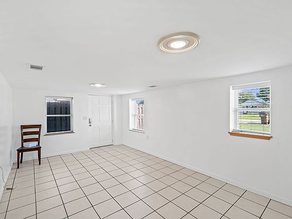 5th image of 525 8th St