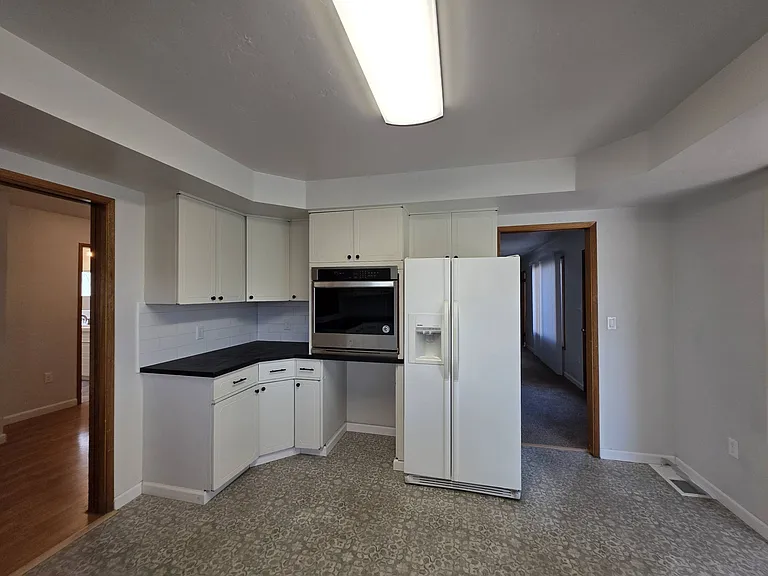 1325 N Cleveland St — Photo 8