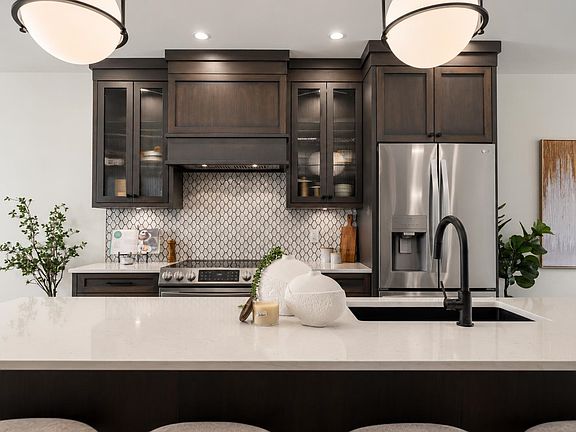 3rd image of 903 Edgar Ave #102