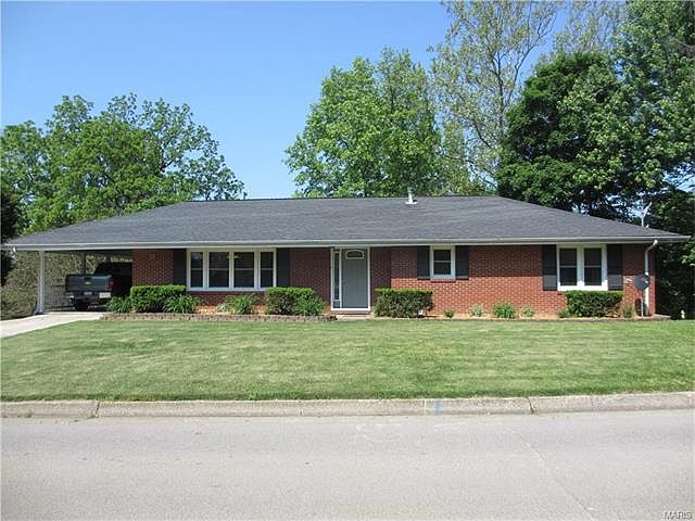 1st image of 719 Country Club Dr